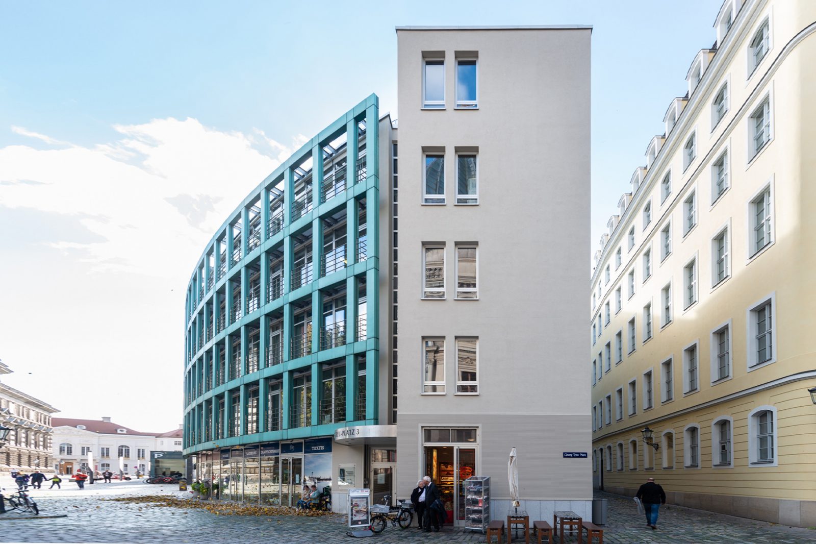 NHzwo_Coselpalais-Fassadensanierung_01_Eingang-Georg-Treu-Platz